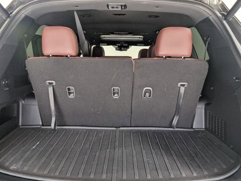 Used 2024 Kia Telluride EX w/ EX Captain's Chair Package FWD image 26