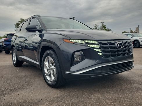 Used 2022 Hyundai Tucson SEL w/ Cargo Package image 2