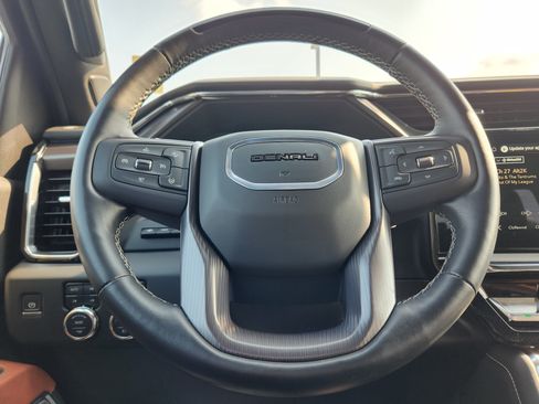 Used 2024 GMC Sierra 1500 Denali Ultimate AWD/4WD image 22