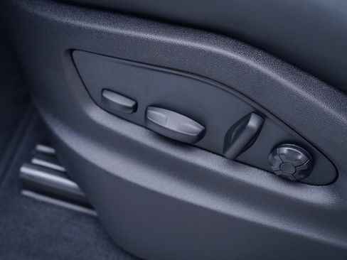 New 2026 Porsche Cayenne image 15