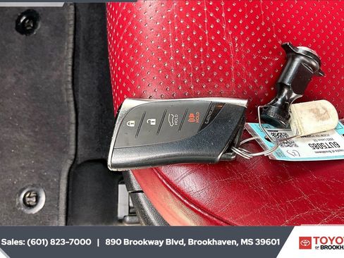 Used 2023 Lexus GX 460 Luxury w/ Sport Design Package AWD/4WD image 11
