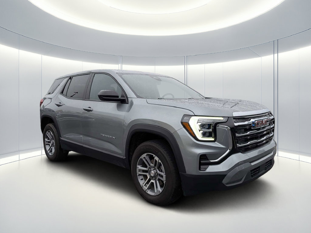Used 2026 GMC Terrain Elevation FWD image 2