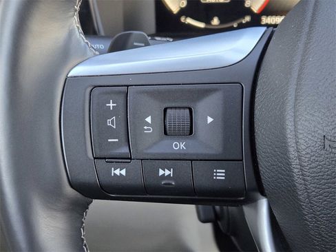 Used 2023 INFINITI QX60 Sensory w/ Cargo Package image 26