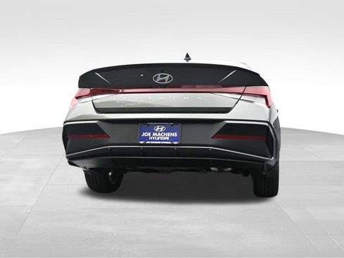 New 2026 Hyundai Elantra SEL Sport Premium FWD image 35