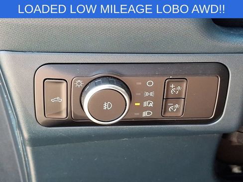 Used 2025 Ford Maverick Lobo AWD/4WD image 25