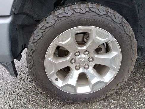 Used 2020 RAM 1500 Big Horn AWD/4WD image 10