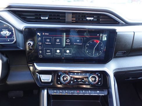 Used 2023 GMC Sierra 1500 Denali w/ Denali Reserve Package AWD/4WD image 45