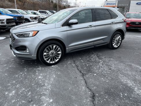 Certified 2020 Ford Edge Titanium w/ Equipment Group 301A image 28