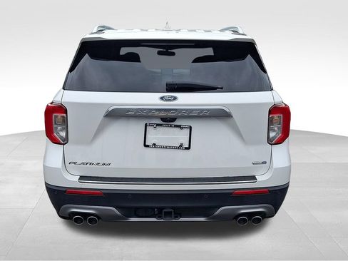 Used 2020 Ford Explorer Platinum w/ Premium Technology Package AWD/4WD image 5