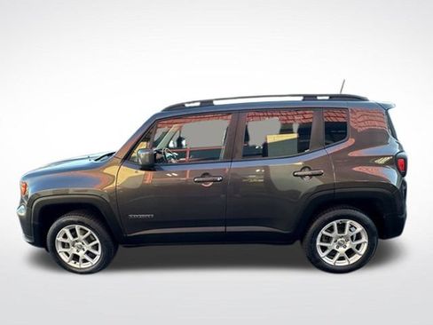 Used 2020 Jeep Renegade Latitude AWD/4WD image 13
