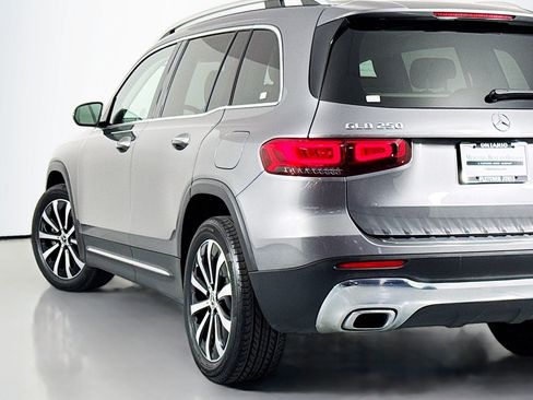 Certified 2023 Mercedes-Benz GLB 250 4MATIC image 17