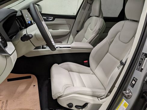 New 2026 Volvo XC60 B5 Ultra w/ Protection Package Premier image 11