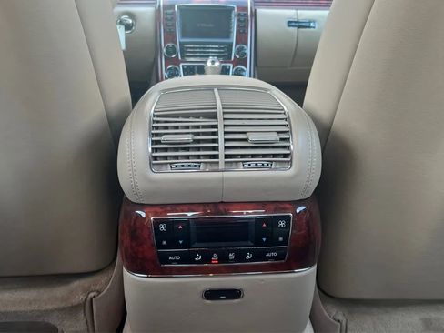 Used 2004 Maybach 57 RWD image 42