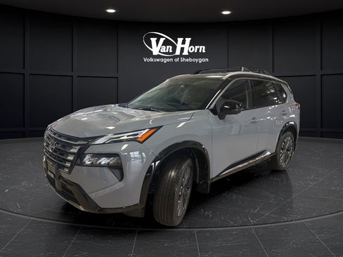 New 2026 Nissan Rogue Platinum AWD/4WD image 3