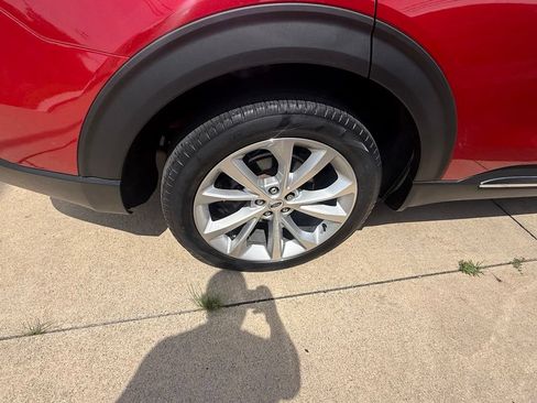 Certified 2023 Ford Explorer Platinum w/ Technology Package AWD/4WD image 11