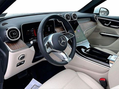 Certified 2025 Mercedes-Benz GLC 300 4MATIC image 20