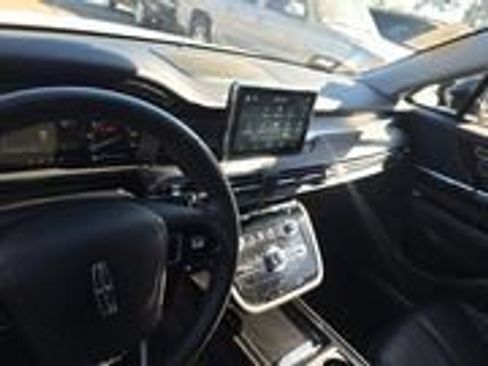 Used 2022 Lincoln Corsair FWD w/ Equipment Group 101A image 11