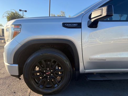 Used 2021 GMC Sierra 1500 Elevation w/ Preferred Package image 10