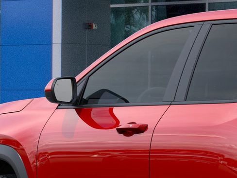 New 2026 Chevrolet Equinox LT image 12