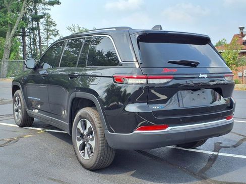 Certified 2024 Jeep Grand Cherokee Limited 4xe image 5