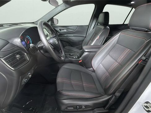Certified 2022 Chevrolet Equinox RS image 17