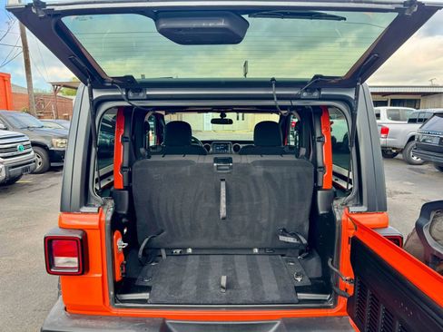 Used 2018 Jeep Wrangler Sport image 8