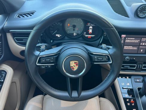 Certified 2024 Porsche Macan S AWD/4WD image 15