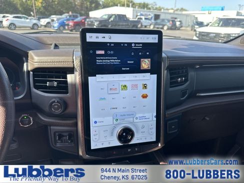 Used 2022 Ford Expedition Max King Ranch AWD/4WD image 16