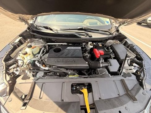 Certified 2023 Nissan Rogue Platinum w/ Platinum Premium Package AWD/4WD image 11