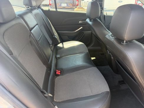 Used 2013 Chevrolet Malibu Eco w/ Power Convenience Package FWD image 13