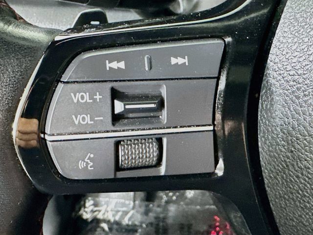 Certified 2025 Honda Pilot Black Edition image 13