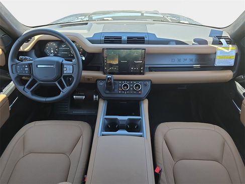 New 2025 Land Rover Defender 110 V8 image 9