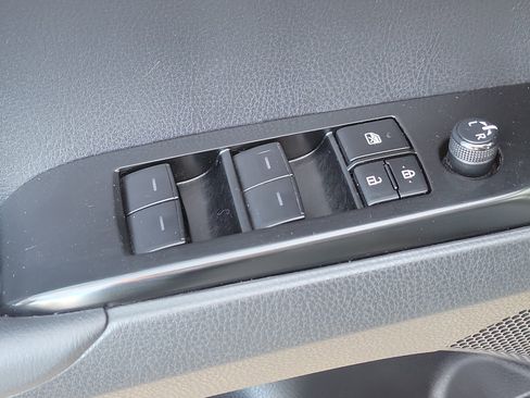 Certified 2025 Toyota Camry SE image 19