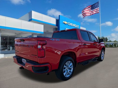 Used 2022 Chevrolet Silverado 1500 Custom w/ LPO, Blackout Package image 4