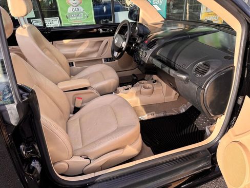 Used 2004 Volkswagen Beetle GLS image 11
