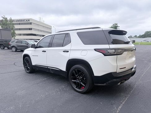 Used 2019 Chevrolet Traverse Premier w/ Redline Edition AWD/4WD image 3