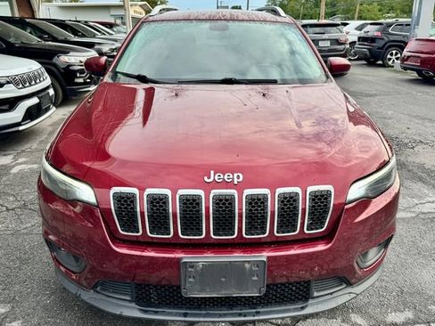 Used 2019 Jeep Cherokee Latitude Plus w/ Cold Weather Group AWD/4WD image 7