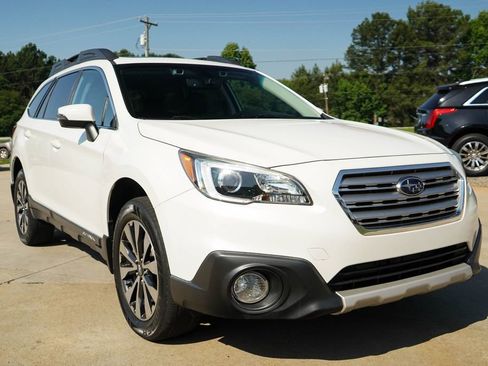 Used 2017 Subaru Outback 3.6R Limited AWD/4WD image 36