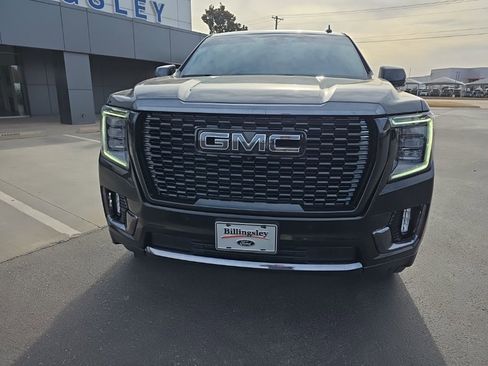 Used 2023 GMC Yukon Denali Ultimate image 8