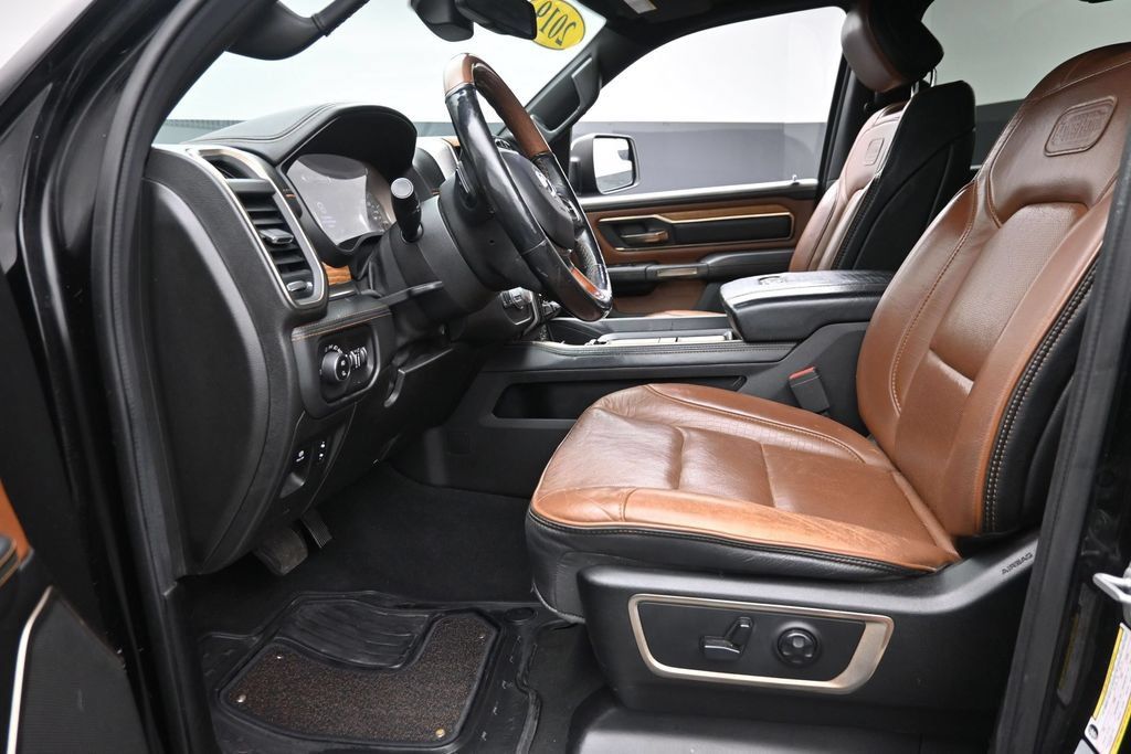 Used 2019 RAM 1500 Limited AWD/4WD image 16