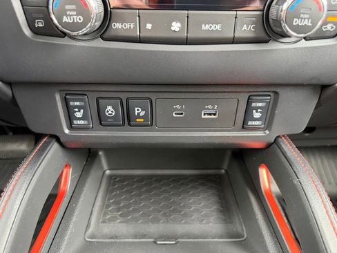 Used 2024 Nissan Frontier PRO-4X w/ Pro Convenience Package AWD/4WD image 23