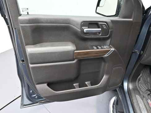 Used 2020 Chevrolet Silverado 1500 RST image 9