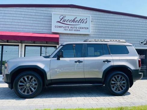 Used 2025 Toyota Land Cruiser w/ Premium Package AWD/4WD image 2