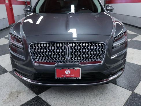 Used 2021 Lincoln Nautilus Standard w/ Equipment Group 101A image 4