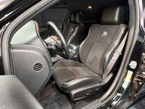 Used 2023 Dodge Charger Scat Pack image 3