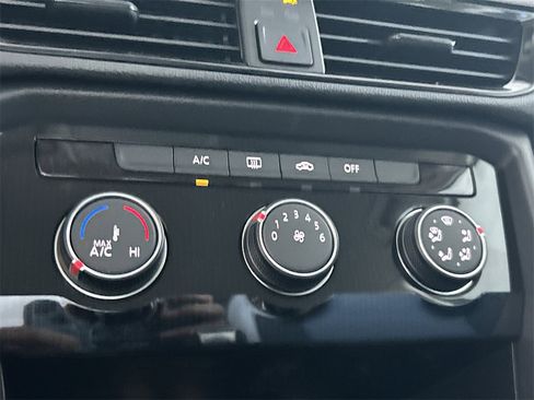 New 2026 Volkswagen Taos S image 30