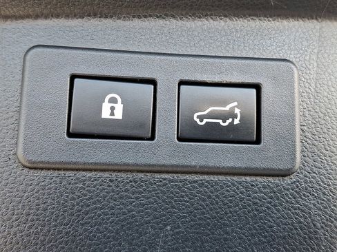 Used 2020 Subaru Outback Limited image 32