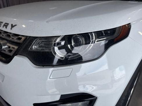 Used 2018 Land Rover Discovery Sport HSE AWD/4WD image 9