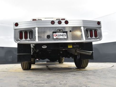 New 2024 RAM 2500 Tradesman w/ Chrome Appearance Group image 43