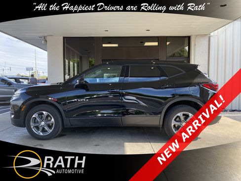 Used 2023 Chevrolet Blazer LT w/ Convenience Package FWD image 6